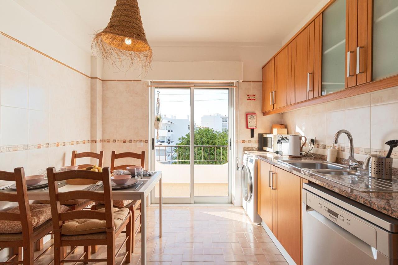 Seajay'S Apartment Лагуш Экстерьер фото